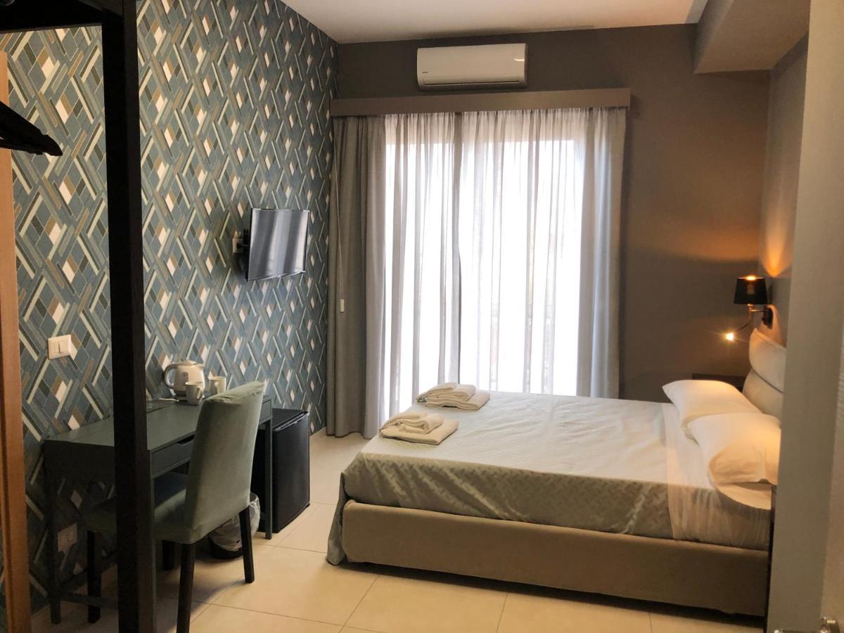Dante 11 Guesthouse By Apulia Accommodation Bari Dış mekan fotoğraf